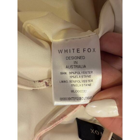 White‎ Fox Boutique Bustier Top 💕 | Size M - Picture 6 of 7